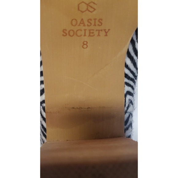 Oasis Society 8 High Heel Booties Hide Chevron Pull On Pointed Black/Ivory Ankle - Picture 14 of 16